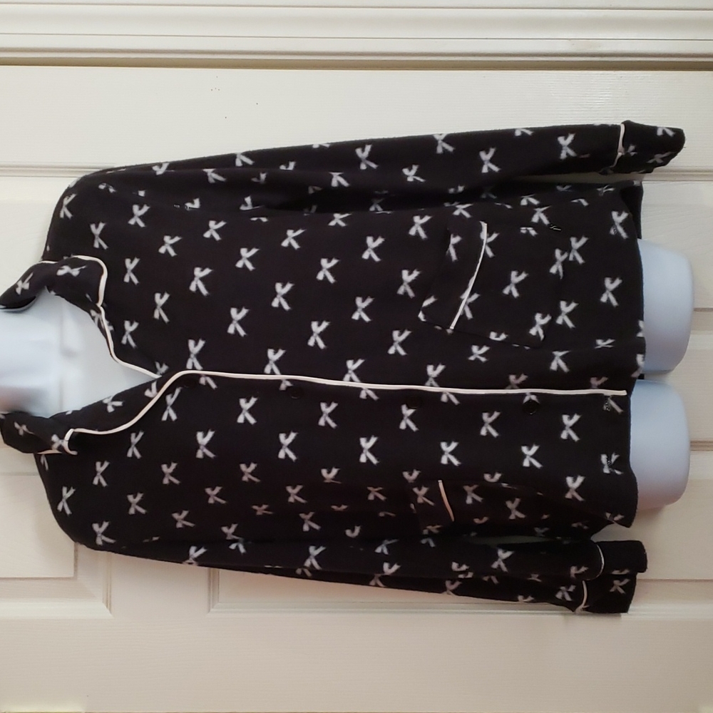 Vera Wang Black & White PJ Top